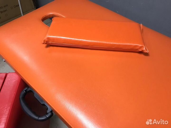 Массажный стол складной Комфорт 180*60 - оранжевый