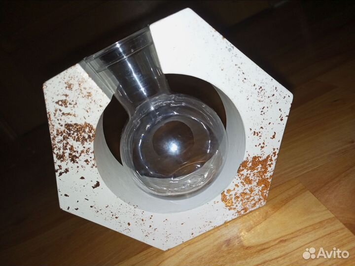 Ваза из гипса с колбой