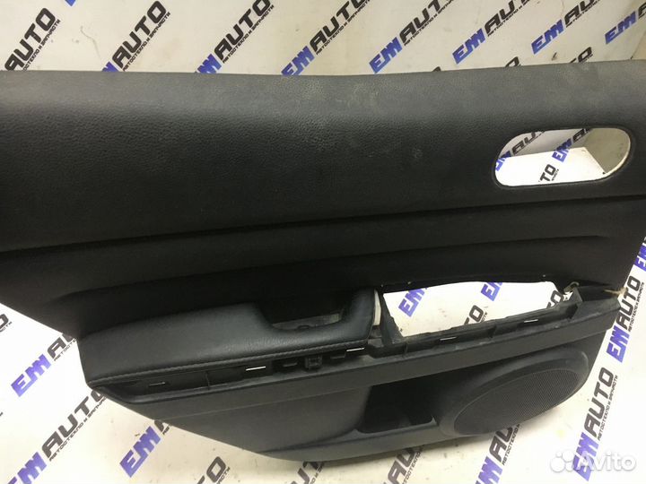 Обшивка двери задней левой Мазда сх7