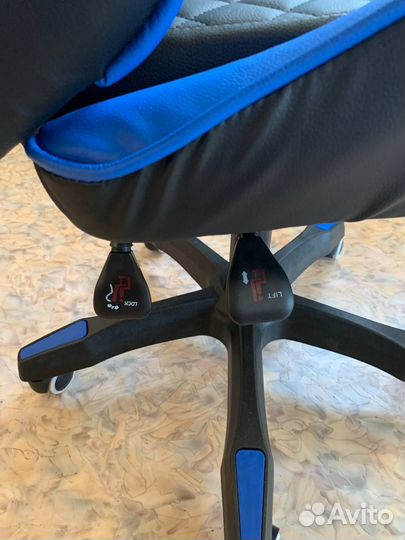 Игровое кресло Новое