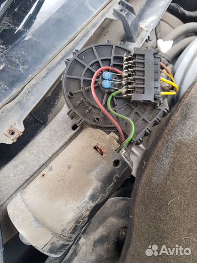 Моторчик дворника на Mersedes E210