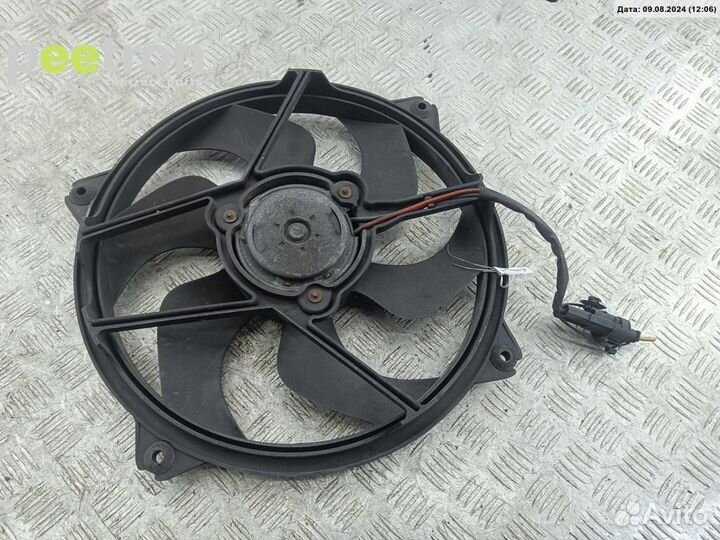 Б/У Б/У Вентилятор радиатора 9650116580 Peugeot