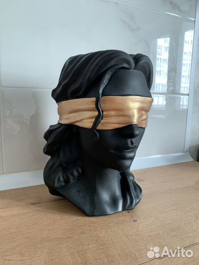 Кашпо-статуэтка голова/бюст из гипса