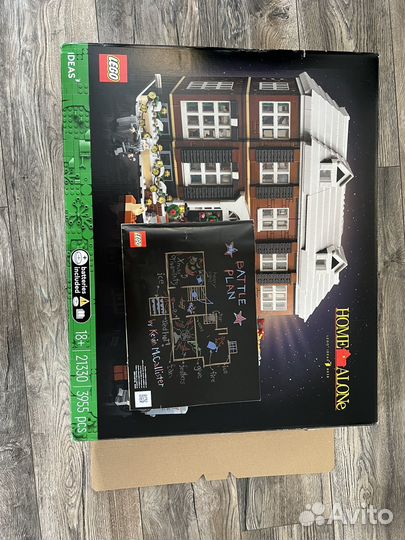 Lego 21330 Один дома