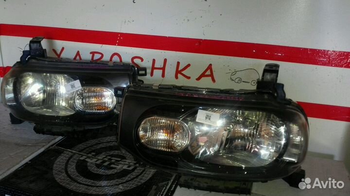 Фара ниссан куб Z-12 правая/левая