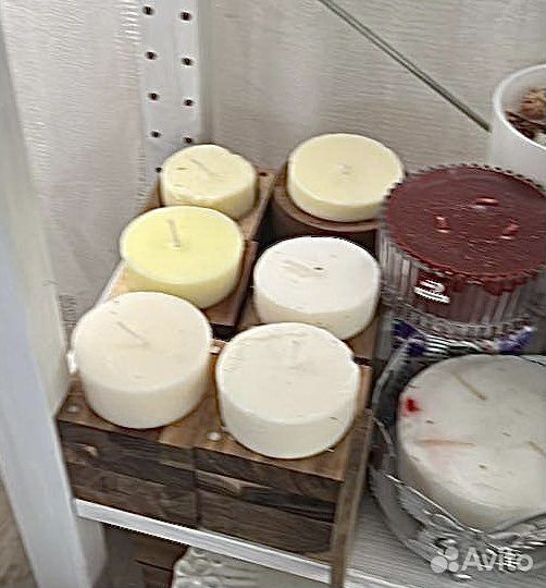 Zara home свеча в деревянной подставке из акации