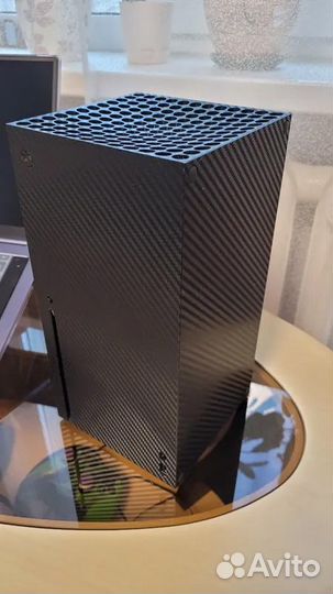 Защитная наклейка на Microsoft Xbox series X