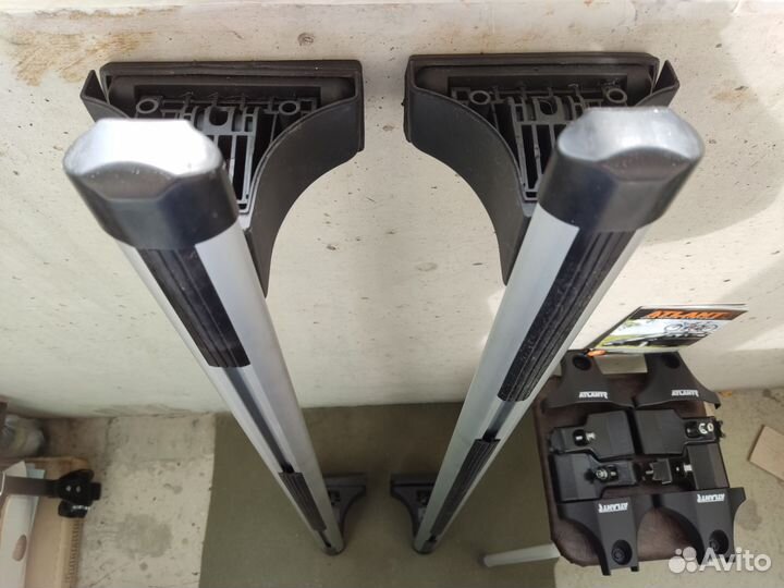 Багажник Atlant на крышу Nissan Tiida, аэро, алюм