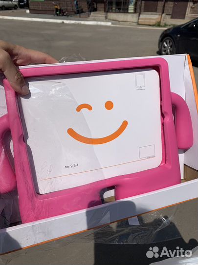 Чехол на iPad