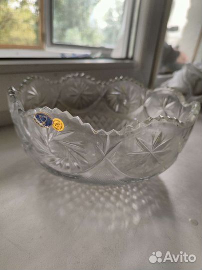 Хрустальная ваза