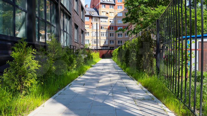 2-к. квартира, 67,2 м², 4/8 эт.