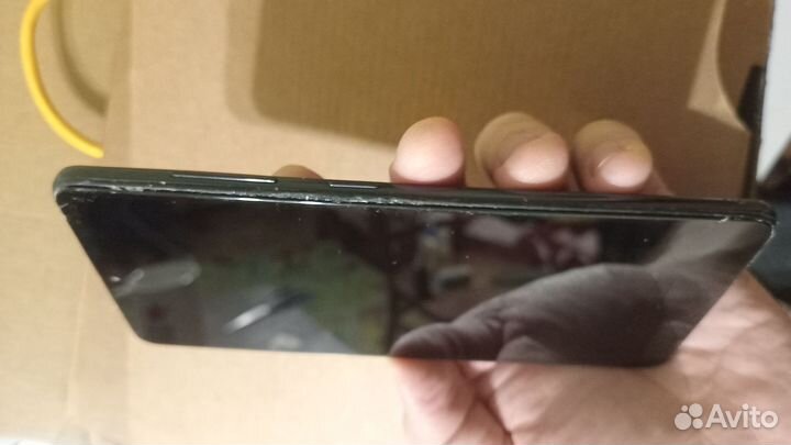 Samsung Galaxy A41, 4/64 ГБ