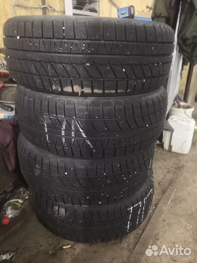 Sailun Ice Blazer Arctic EVO 235/55 R19