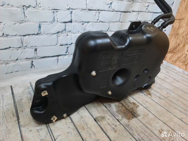 Бак топливный бензобак Logan Логан