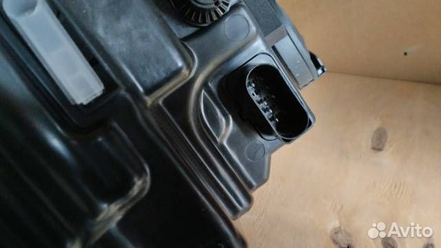 Фары Volkswagen Polo 5 с одной лампой