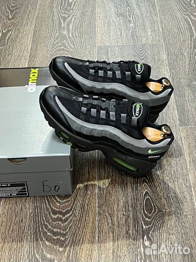 Nike Air Max 95: икона уличной моды