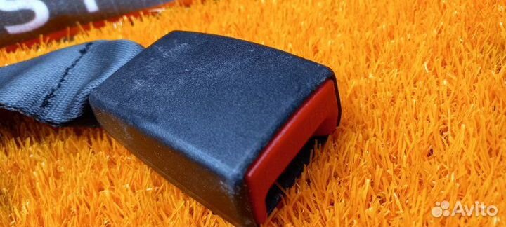 Замок ремня безопасности задний Bmw 7-Series F01