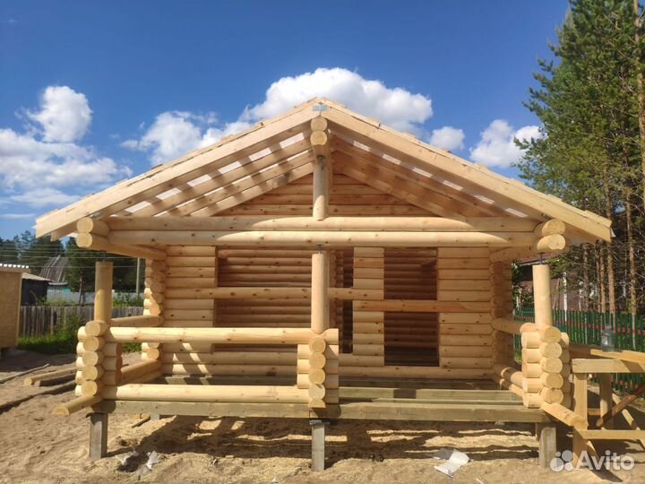 Сруб дома 6*8 из оцилиндрованного бревна