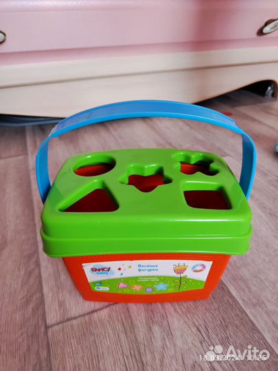 Развивающие игрушки