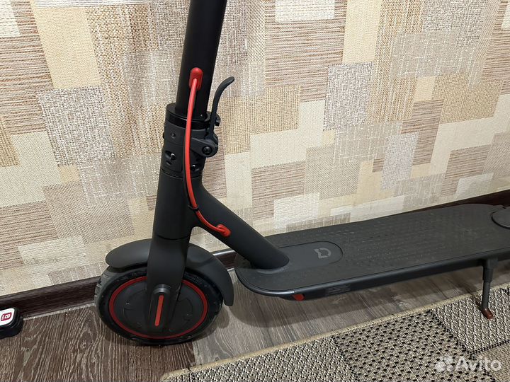 Электросамокат Xiaomi m365 pro