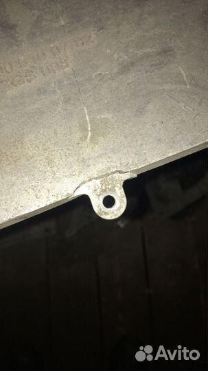 Крышка блока реле и предохранителей Mercedes-Benz