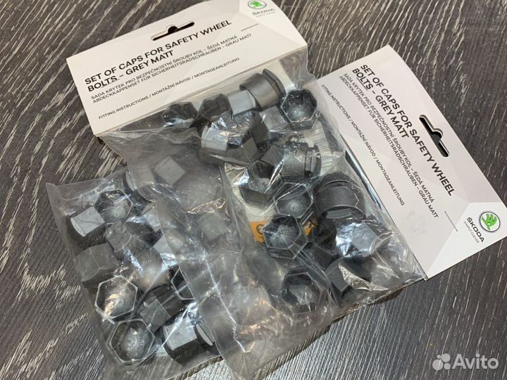 Колпачок для колесных болтов 17 vw Volksvagen