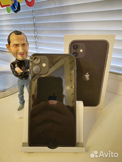 iPhone 11, 64 ГБ