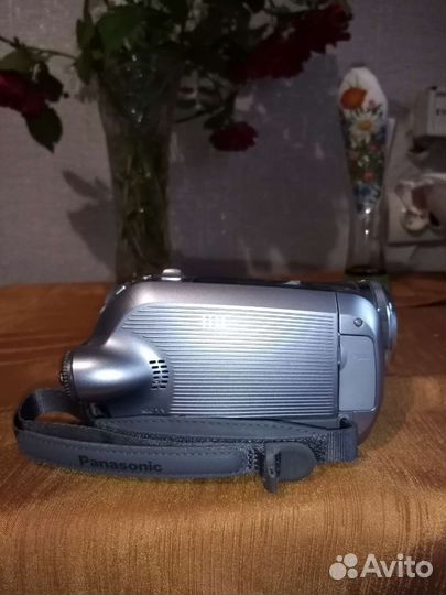 Видеокамера Panasonic NV-GS300