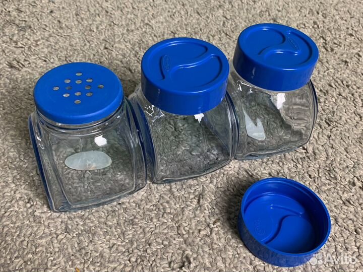 Солонка и перечница большая