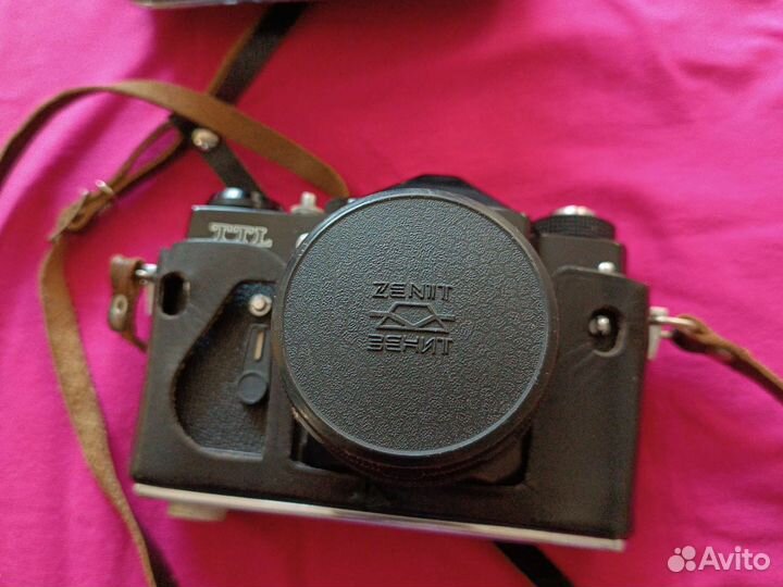 Пленочный фотоаппарат зенит