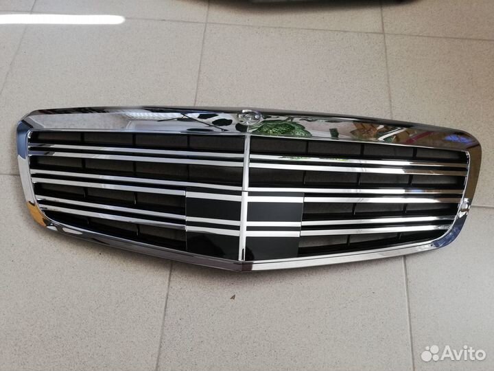 Решетка радиатора Mercedes W221 S63 S65