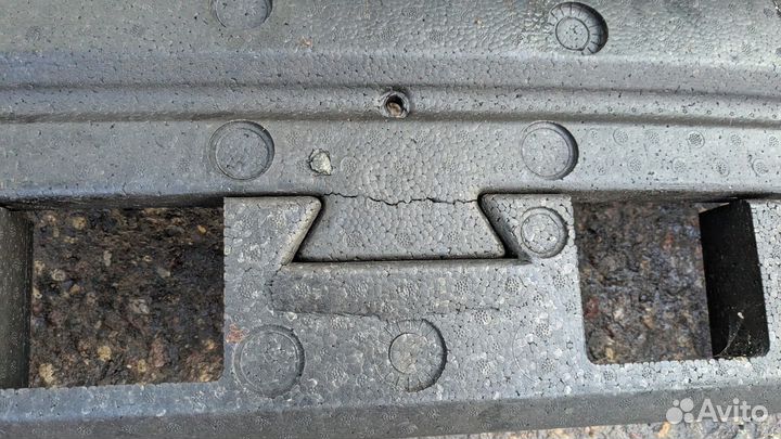 Усилитель бампера Dodge Caliber, 2009