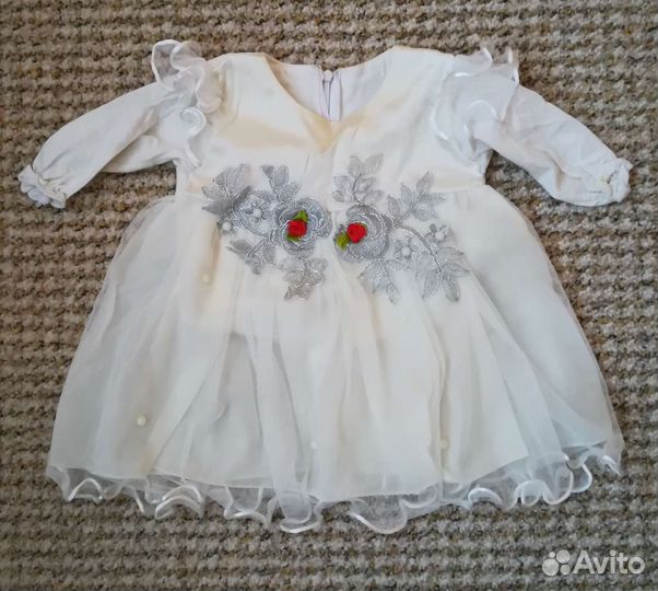 Платье нарядное на девочку