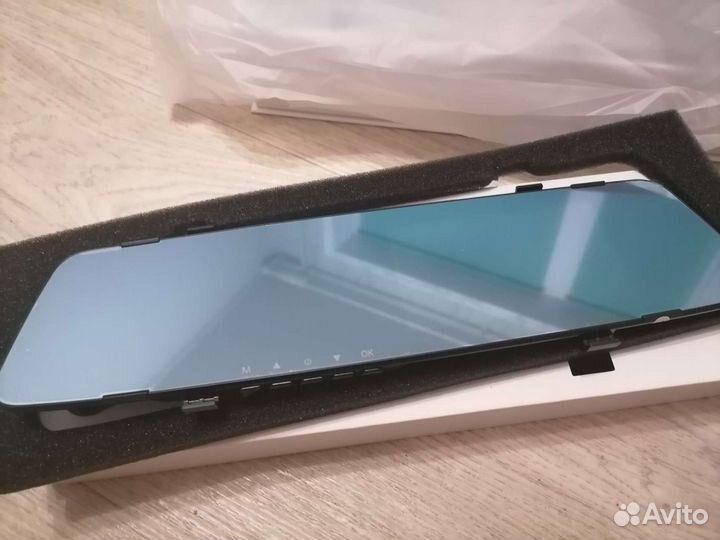 Видеорегистратор-зеркало Slimtec Dual M4