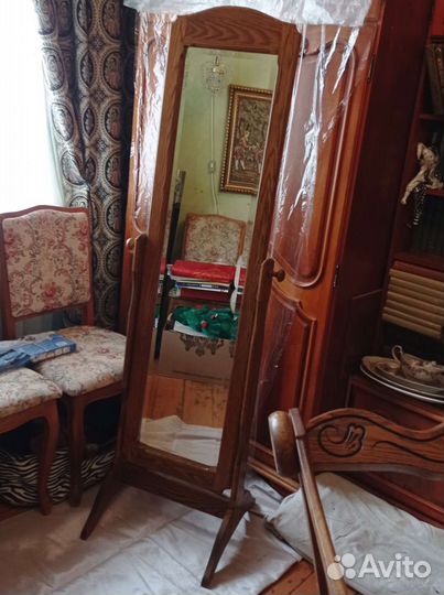 Зеркало напольное (Италия) бу и Рама (Румыния)