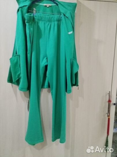 Костюм женский теплый трикотажный