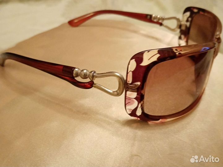 Солнцезащитные очки женские