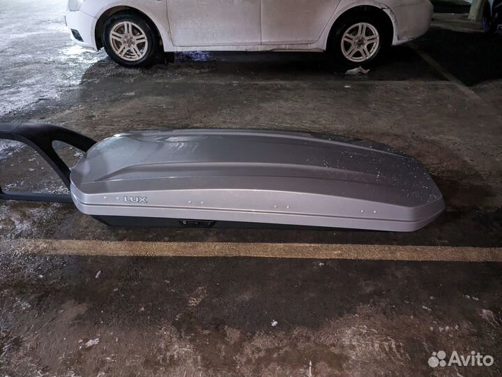 Бокс на крышу автомобиля Lux