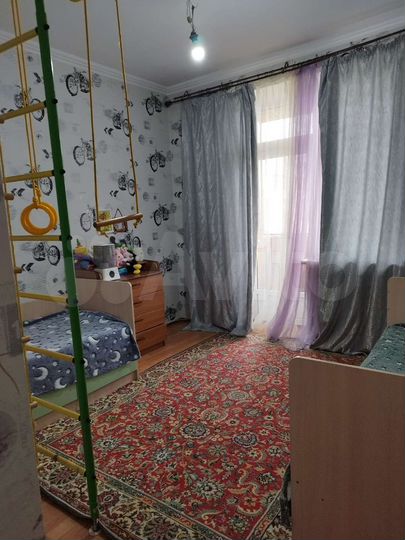 3-к. квартира, 73 м², 5/5 эт.