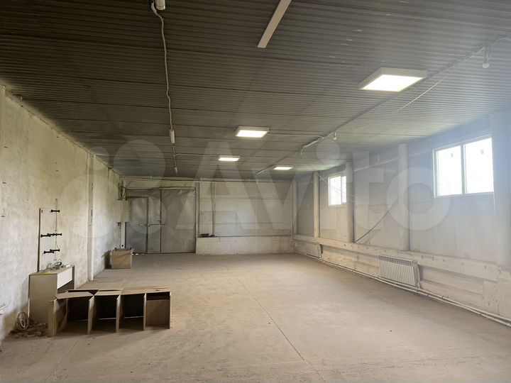 Производство, 180 м²