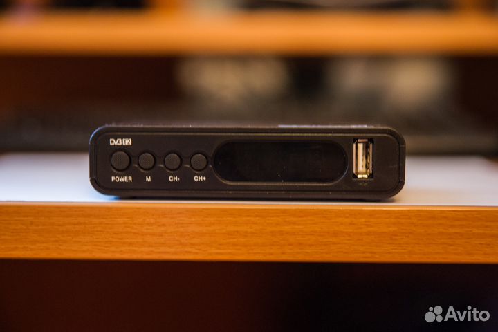 Тв DVB Т2 lumax DV1107HD