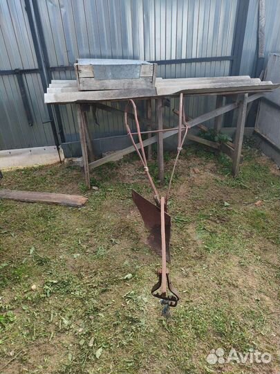 Конный плуг