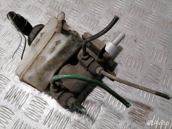 Цилиндр тормозов главный Renault Logan 2005 2014