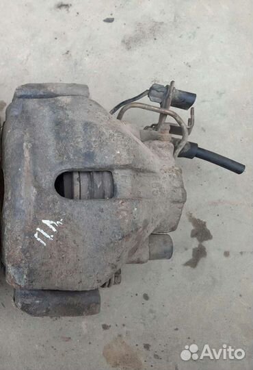 Суппорт передний audi a6 c5 Quattro