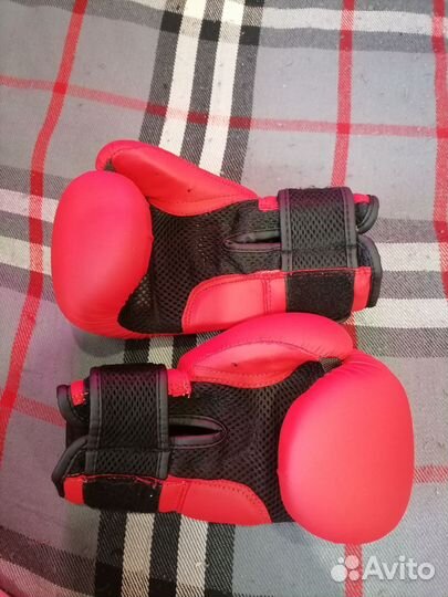 Боксерские перчатки детские 6 oz demix