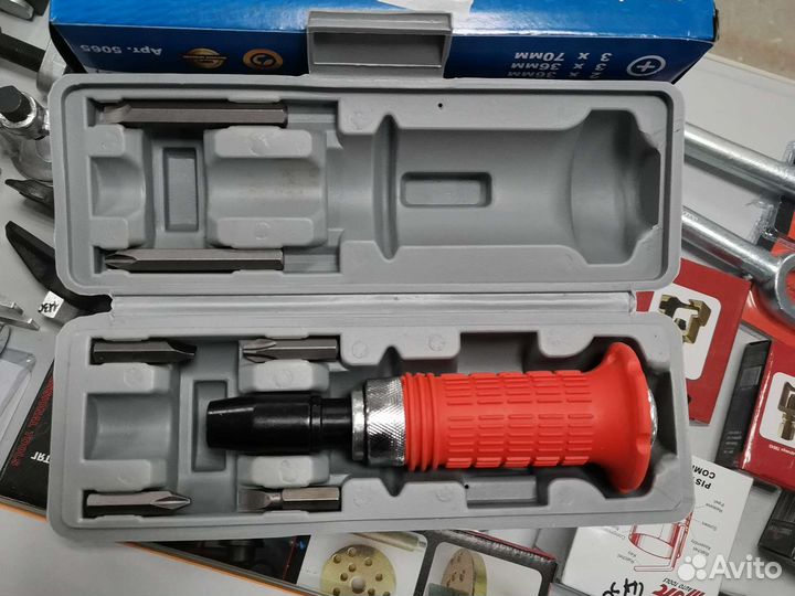 Отвёртка ударная 6 насадок