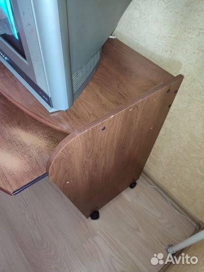 Компьютерный столик бу