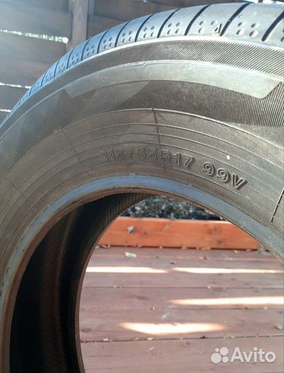 Yokohama BluEarth E50 215/65 R17 99V