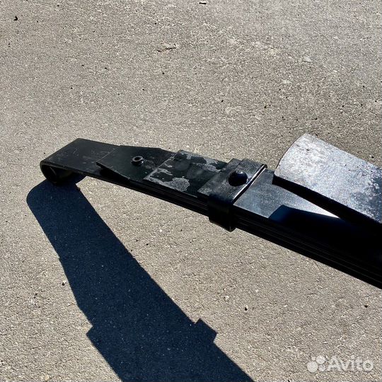 Рессора Mitsubishi L200