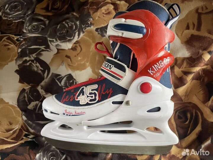 Коньки хоккейные детские 30-33